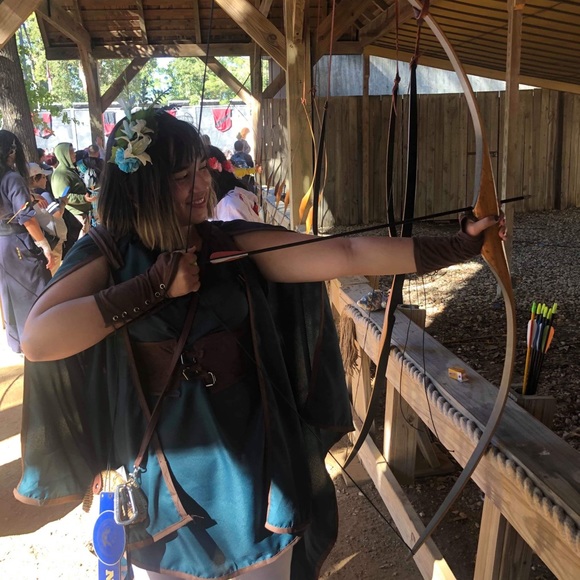 Meet your Posher, Stefanie - Picture 1 of 1